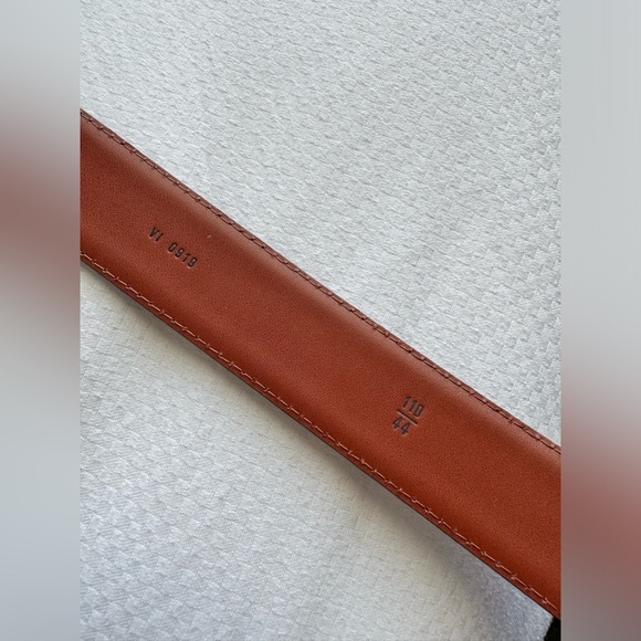 Firm price🔥LV womens Belt (110 or 44 size) - Picture 16 of 17